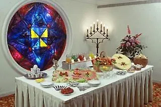 Alif Avenidas מלון 4*
