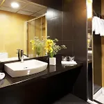 أليف أفينيداس