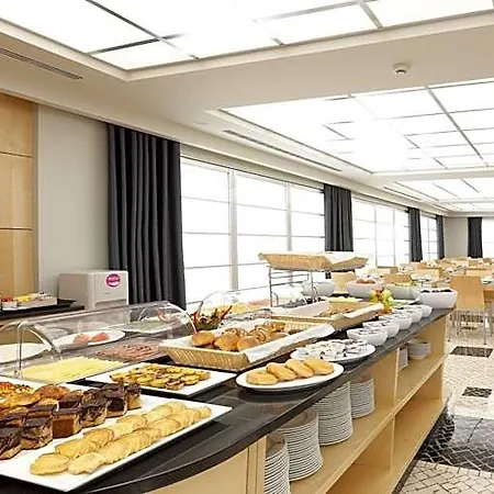 Alif Avenidas Hotel