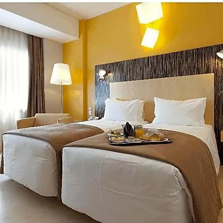 Alif Avenidas Hotel