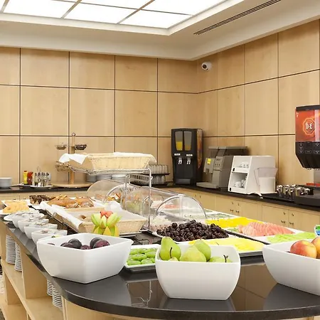 Otel Alif Avenidas 4*