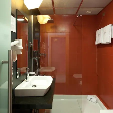 Alif Avenidas Hotel