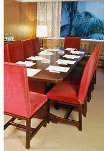 Alif Avenidas Hotell